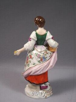 ANTIQUE Sitzendorf Dresden Porcelain Figurine Girl with Flowers Germany LARGE