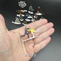 Antique Lot (16) HEINRICKSEN Flat Tin Miniature Snow Scene Figure GERMANY