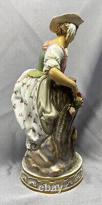 Antique Meissen Porcelain Figure Lady with Flowers Tree Stump 19thC Lace Germany