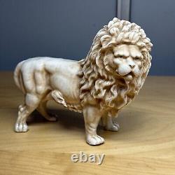 Antique Royal Rudolstadt Strauss & Söhne RW Porcelain Lion Figurine 1895-1924