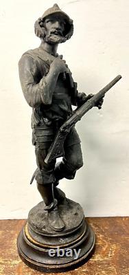Antique Victorian Spelter Pot Metal Statue German Soldier Infantry 15 Bron