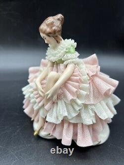 Antique Vintage Dresden Lace Seated Lady Ballerina Dancer Figurine German 5.5