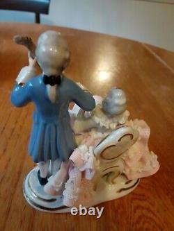 Antique Vtg Dresden Germany Couple Lace Figurine 4.5 Tall