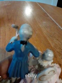 Antique Vtg Dresden Germany Couple Lace Figurine 4.5 Tall