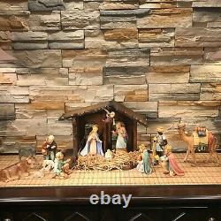 Beautiful Goebel Hummel Nativity 14-Piece Set #214 plus Vintage Creche