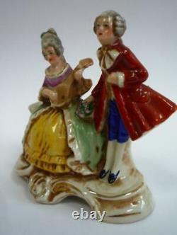 Beautiful Vintage Porcelain Figurine Lady with a Cavalier and mandolin 1970s