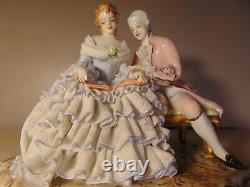 Couple figurine Dresden antique