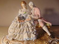 Couple figurine Dresden antique