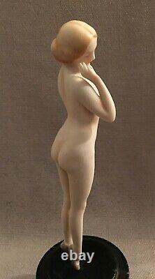 Finest Antique German Bisque Bathing Beauty Figurine 5,5