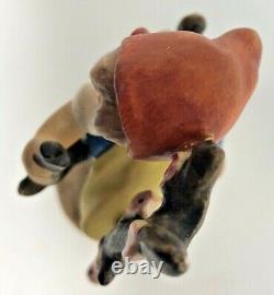 Hummel Figurine #141 3/0 Apple Tree Girl TMK1 Tree Trunk Incised Crown