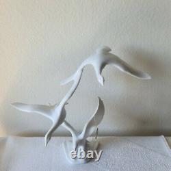 Kaiser Germany 10 1/4 Flying Geese #390 Golden Crown E&R Bisque Matte Porcelain