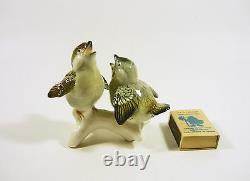Karl Ens Pair Of Singer Birds, Vintage Handpainted Porcelain Figurine! (j226)