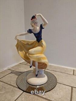 Katzhütte Vintage Lady Dancing with Grapes? Figurine Germany