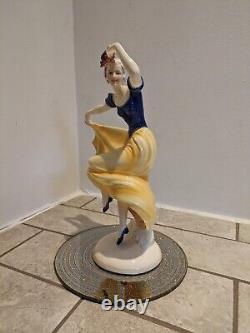 Katzhütte Vintage Lady Dancing with Grapes? Figurine Germany