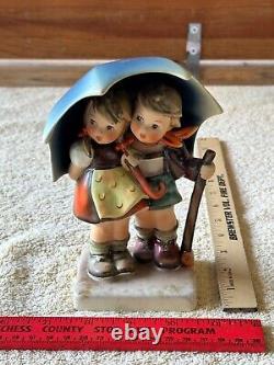 MJ Hummel Goebel Stormy Weather #71 Figurine TMK2 West Germany Vintage