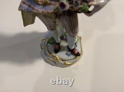 Pair Antique Meissen Porcelain Figurine Man & Woman with Flower Basket 1850-1899