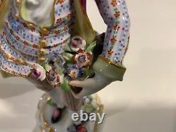 Pair Antique Meissen Porcelain Figurine Man & Woman with Flower Basket 1850-1899