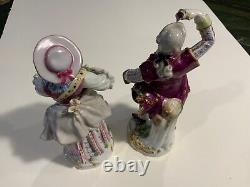 Pair Antique Meissen Porcelain Figurine Man & Woman with Flower Basket 1850-1899