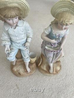 R W Rudolstadt Germany Pair Vintage Porcelain Statue Figurines Boy/Girl #2376