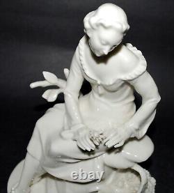 Schwarzburger Werkstatten Art Deco Porcelain Girl with Flower Basket. Hugo Meisel