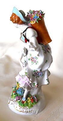 Sitzendorf Dresden German Vintage Lady Flower Seller Excellent Condition