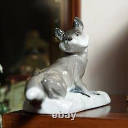 Stylish antique Porcelain figurine Marten with a bird 1974-1990s made in germany