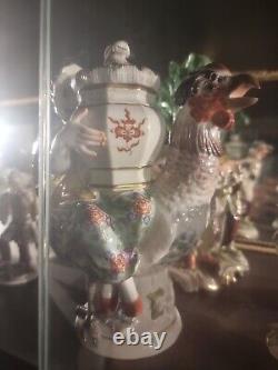 TOP Meissen Porcelain Figurine Chinoiserie Figural Mustard Pot and Cover