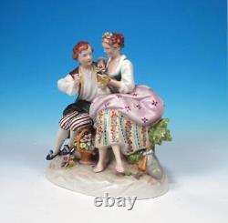 Unterweißbach Aelteste Volkstedter Vintage German Porcelain Couple Figurine