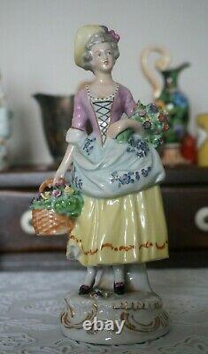 VINTAGE Goebel Figurine Lady with a Flower Basket FR 623 TMK-1, Germany