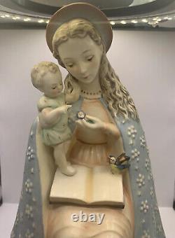 VINTAGE Goebel Hummel Figurine Madonna and Child W Flower 10/1 Germany