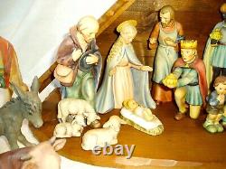 VTG HUMMEL GOEBEL PORCELAIN 18 PC NATIVITY FIGURINE SET with Manger, W GERMANY