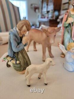 Vintage 12 Piece Goebel Hummel Nativity Porcelain Figurines Germany