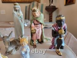 Vintage 12 Piece Goebel Hummel Nativity Porcelain Figurines Germany