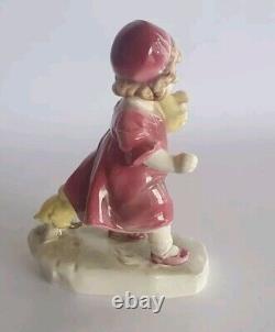 Vintage 1914 1945 Hertwig & Co. Katzhutte Figurine, Girl with Chicks