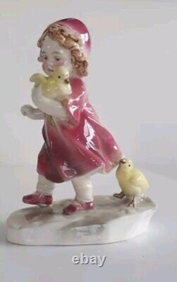 Vintage 1914 1945 Hertwig & Co. Katzhutte Figurine, Girl with Chicks