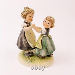 Vintage 1963 Goebel MJ Hummel 353/1 Spring Dance West Germany 6.5