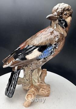 Vintage 1968 GOEBEL W Germany Figurine Black Throated Jay 9 Tall CV94 Porcelain