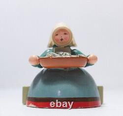 Vintage 1974 Germany Wood Fish Monger With Tray Erzgebirge Expertic Figure