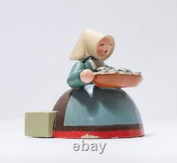 Vintage 1974 Germany Wood Fish Monger With Tray Erzgebirge Expertic Figure