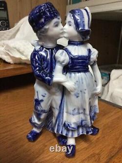 Vintage 2pc Matching Pair Germany Delft Cobalt Blue Dutch Boy & Girl W Baskets