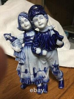 Vintage 2pc Matching Pair Germany Delft Cobalt Blue Dutch Boy & Girl W Baskets