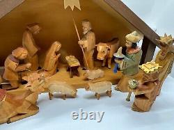 Vintage Carved Wooden Erzgebirge Nativity Manger German With 14 Figures