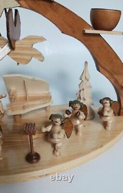 Vintage Erzgebirge Figurine Christmas schwibbogen or lichterbogen with 4 candles