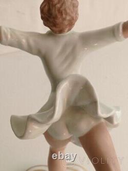 Vintage Figure Skater Lady Wallendorf Germany Porcelain Sculpture Statue Rare 20