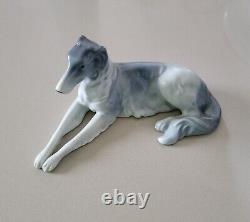 Vintage Gerold Porzellan resting Borzoi figurine, ab. 9 L, from 2-4 W