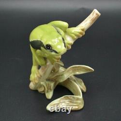 Vintage Goebel Tree Frog Porcelain Figurine, Stamped W Germany #35017