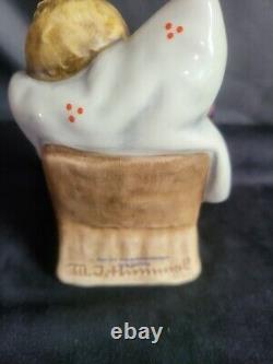 Vintage NIB Hummel Just Dozing Porcelain Figure #451 #056