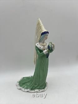 Vintage Porcelain Medieval Queen With Parrot By Dressel Kister & Cie Passau 10