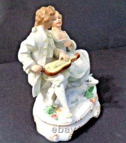 Vintage Schaubach Kunst Wallendorf Fine Porcelain Figurine Germany 1928-1953
