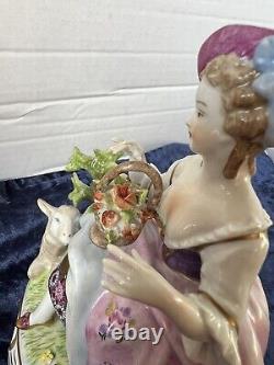 Vintage Unterweissbach 8324 Rare Figurine Beautiful